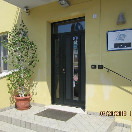 Adelphi Room & Breakfast Феррара Экстерьер фото